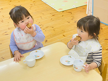 給食の様子
